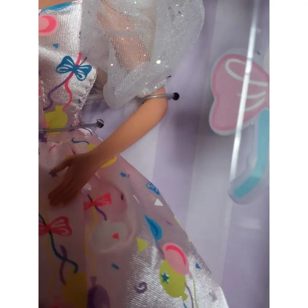 Barbie Birthday The Prettiest Present for You Doll 1996 Mattel 15998